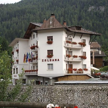 Hotel Zoldana Forno di Zoldo Luaran gambar