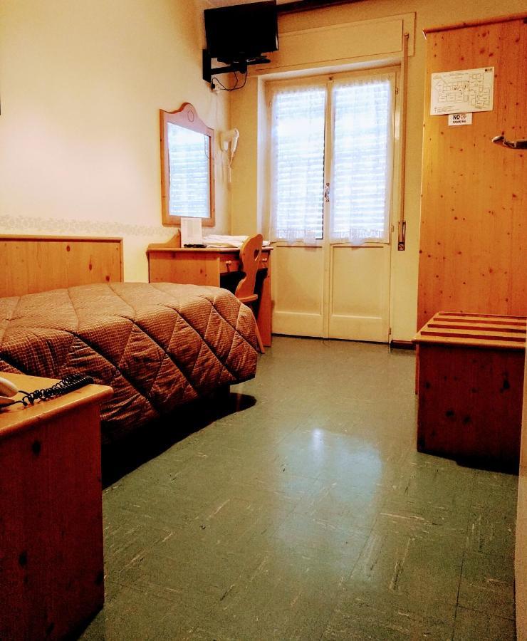 Hotel Zoldana Forno di Zoldo Luaran gambar