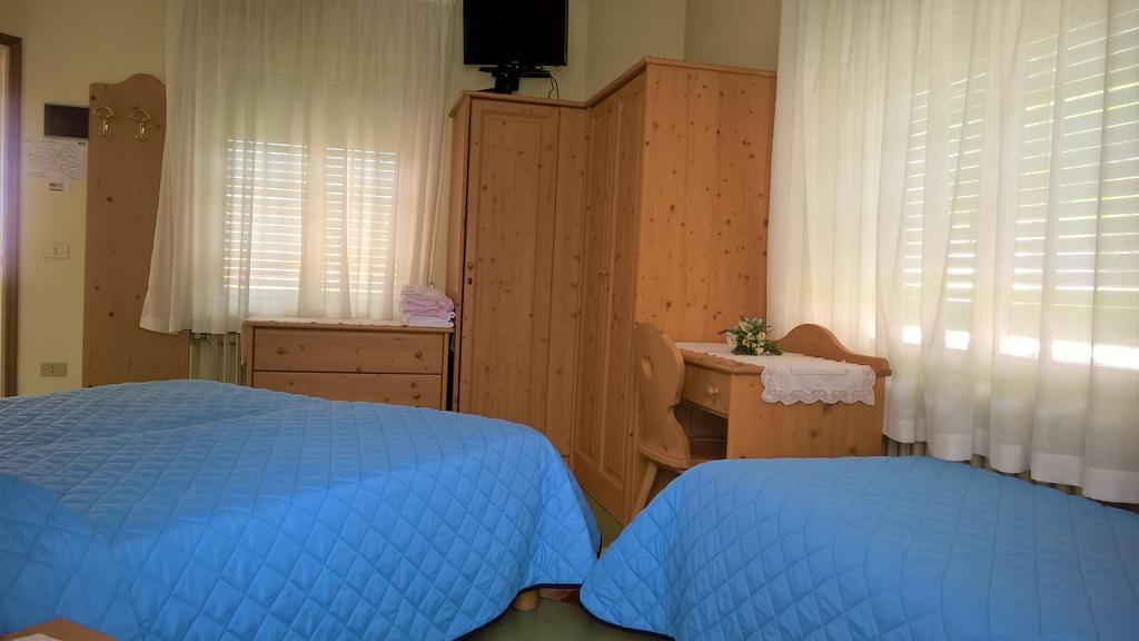 Hotel Zoldana Forno di Zoldo Luaran gambar