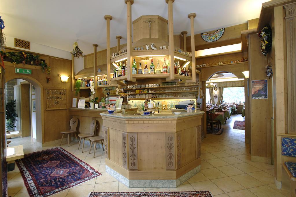 Hotel Zoldana Forno di Zoldo Luaran gambar